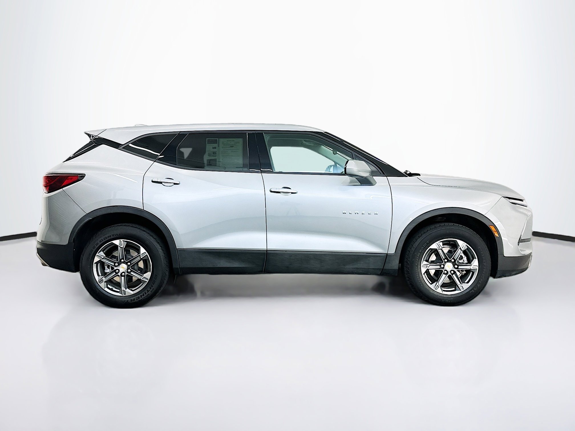 Used 2025 Chevrolet Blazer LT image 10