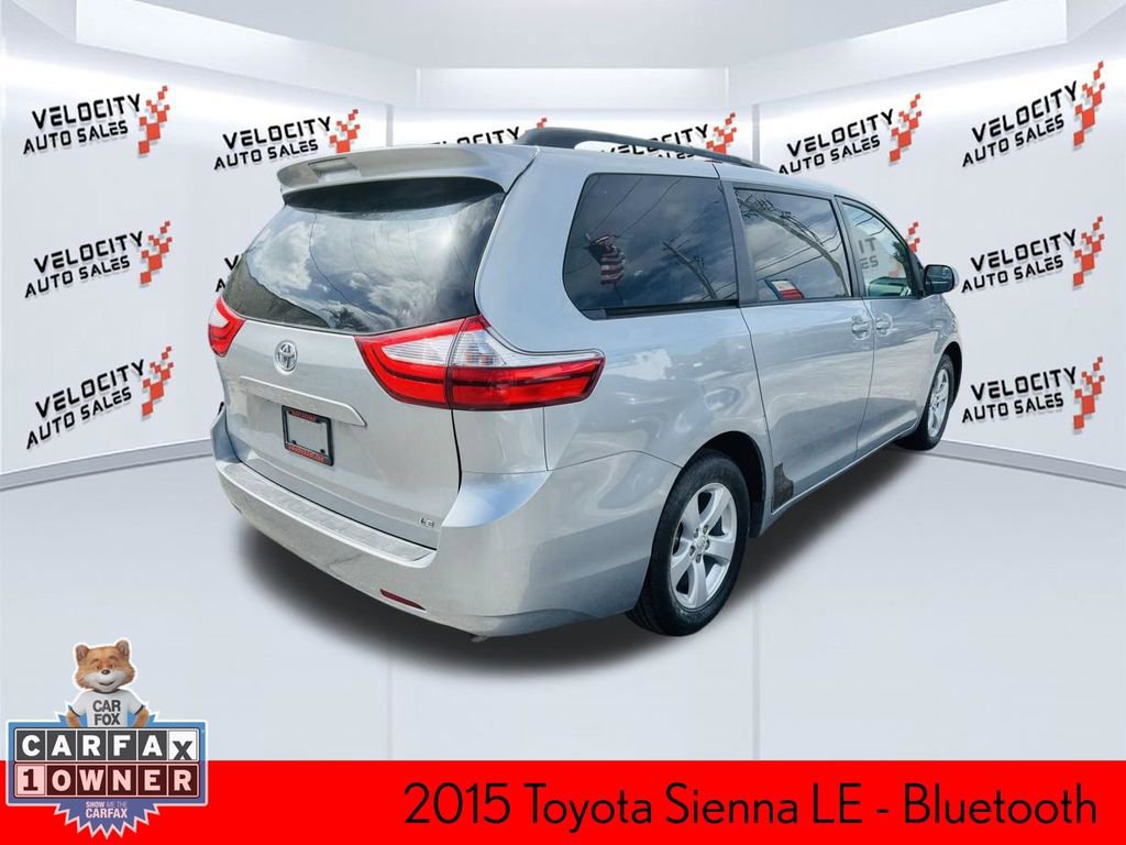Used 2015 Toyota Sienna LE image 2