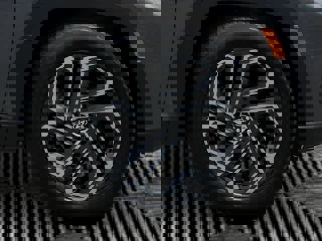 New 2026 Hyundai Tucson Limited image 8