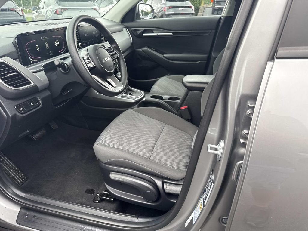 Used 2024 Kia Seltos LX AWD/4WD image 18