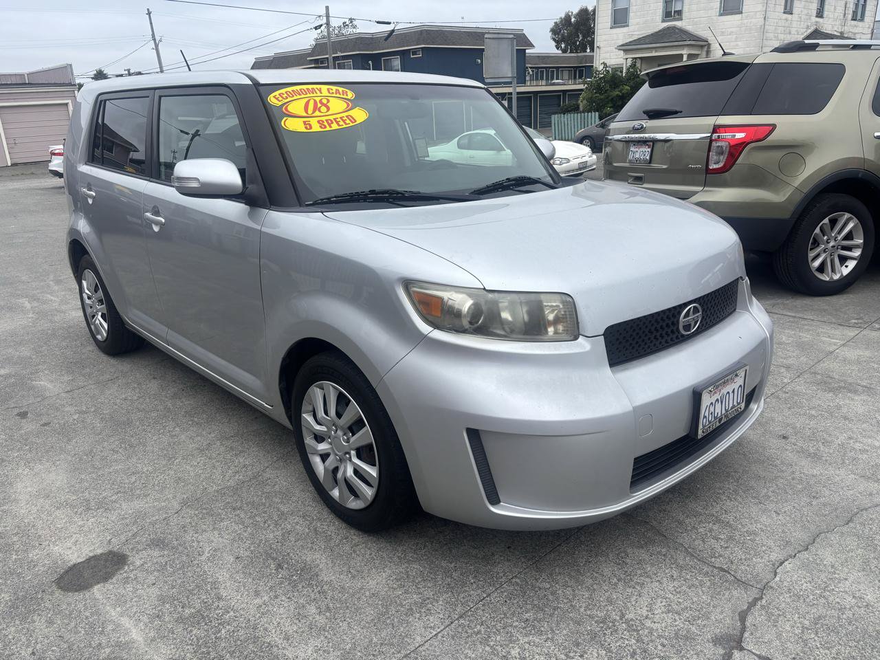 Used 2008 Scion xB FWD image 3
