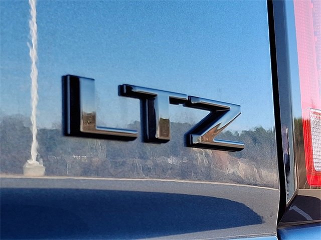 Used 2025 Chevrolet Silverado 2500 LTZ w/ LTZ Plus Package image 32