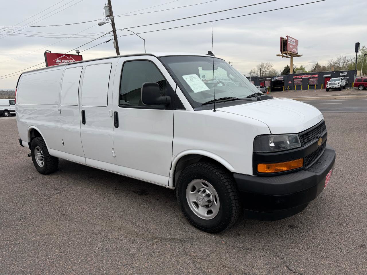 Used 2020 Chevrolet Express 2500 Extended w/ Communications Package RWD image 2