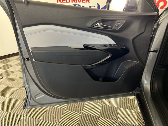 New 2026 Chevrolet Trax LT w/ Driver Confidence Package image 10