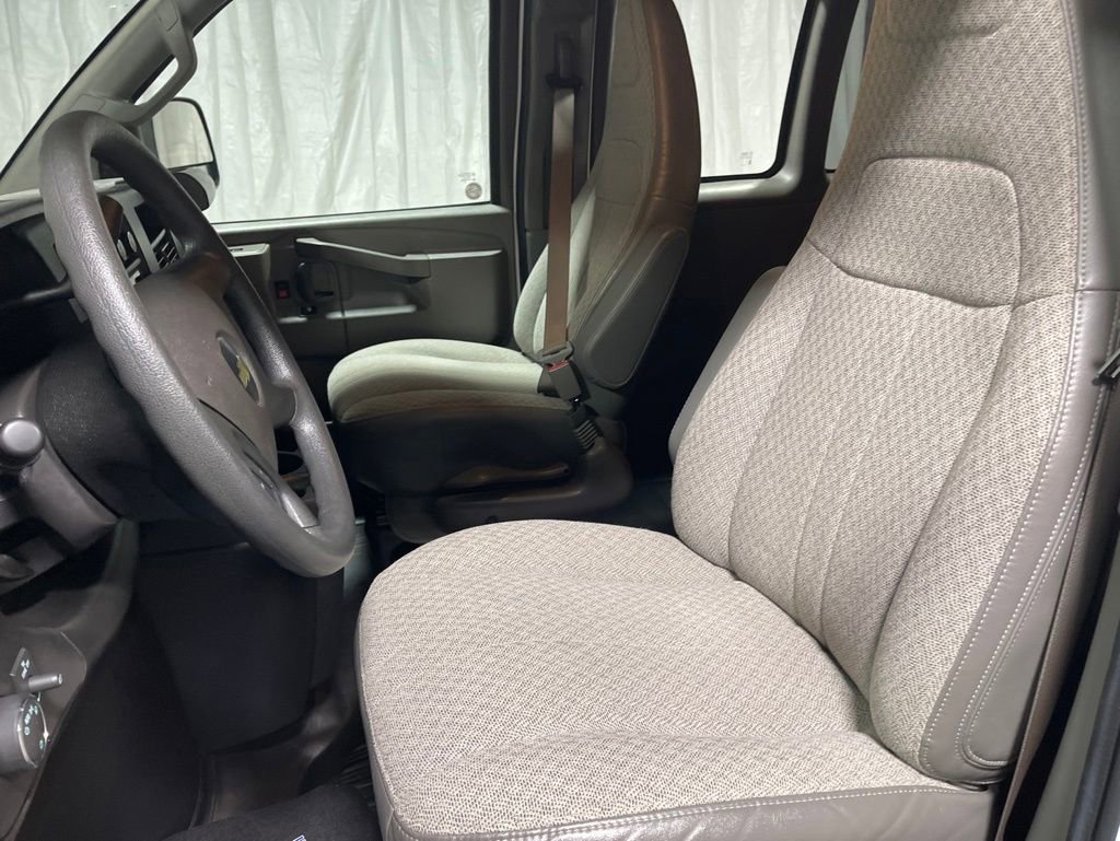 Used 2023 Chevrolet Express 3500 LS RWD image 20