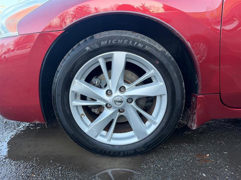 Used 2015 Nissan Altima 2.5 SV FWD image 9