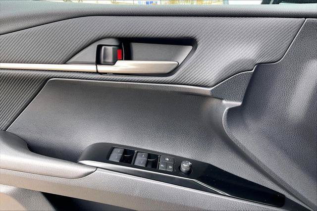 Certified 2026 Toyota Camry SE FWD image 18