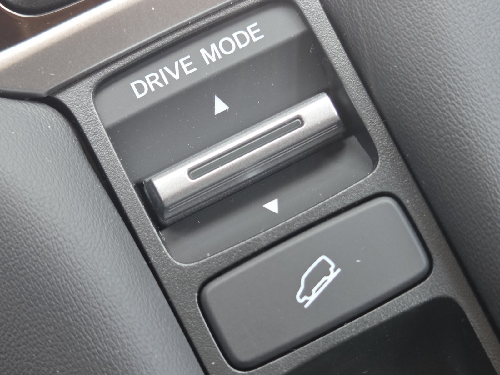 New 2027 Honda HR-V EX-L image 8