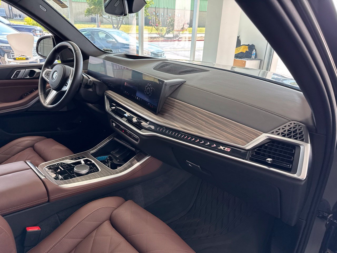 Used 2026 BMW X5 xDrive50e w/ M Sport Package AWD/4WD image 55