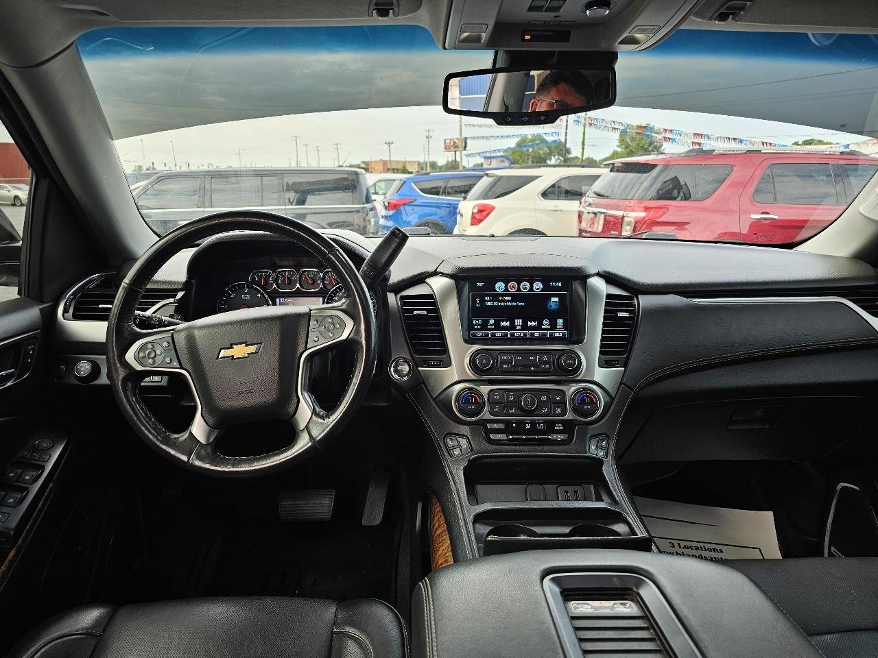 Used 2018 Chevrolet Tahoe Premier w/ RST 6.2L Performance Edition AWD/4WD image 3