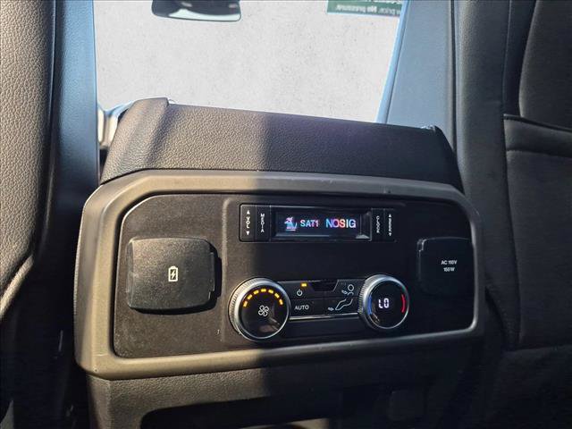 Used 2020 Ford Expedition XLT w/ Equipment Group 202A AWD/4WD image 18