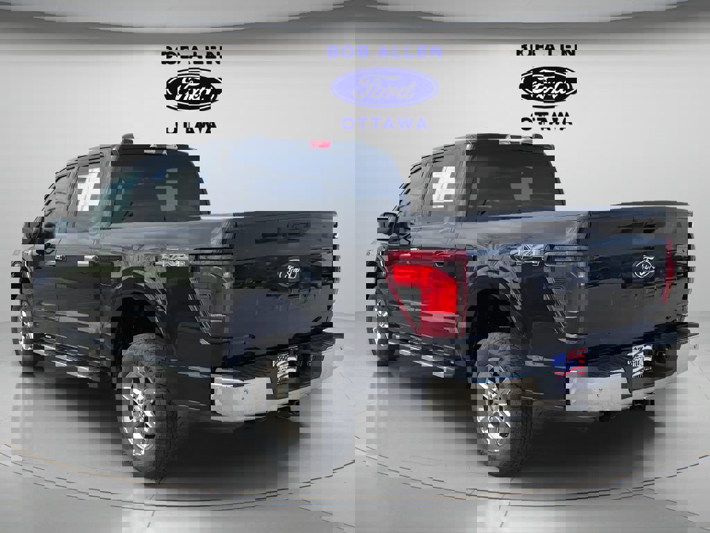 Used 2025 Ford F150 XLT w/ Equipment Group 301A Standard image 3