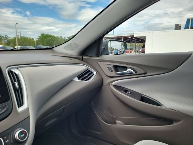 Certified 2022 Chevrolet Malibu LS FWD image 25