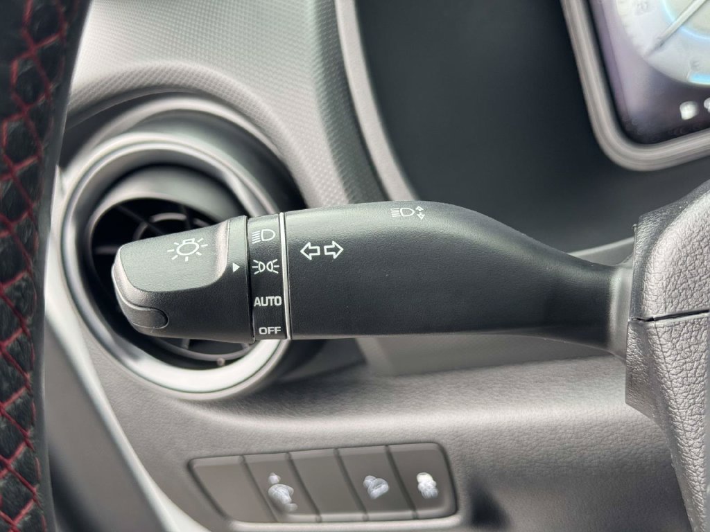 Certified 2023 Hyundai Kona N Line AWD/4WD image 23