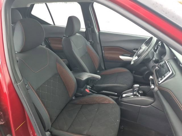 Used 2020 Nissan Kicks SR FWD image 12