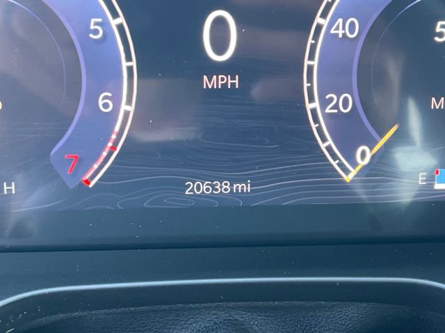 Used 2025 Jeep Grand Cherokee L Altitude AWD/4WD image 18