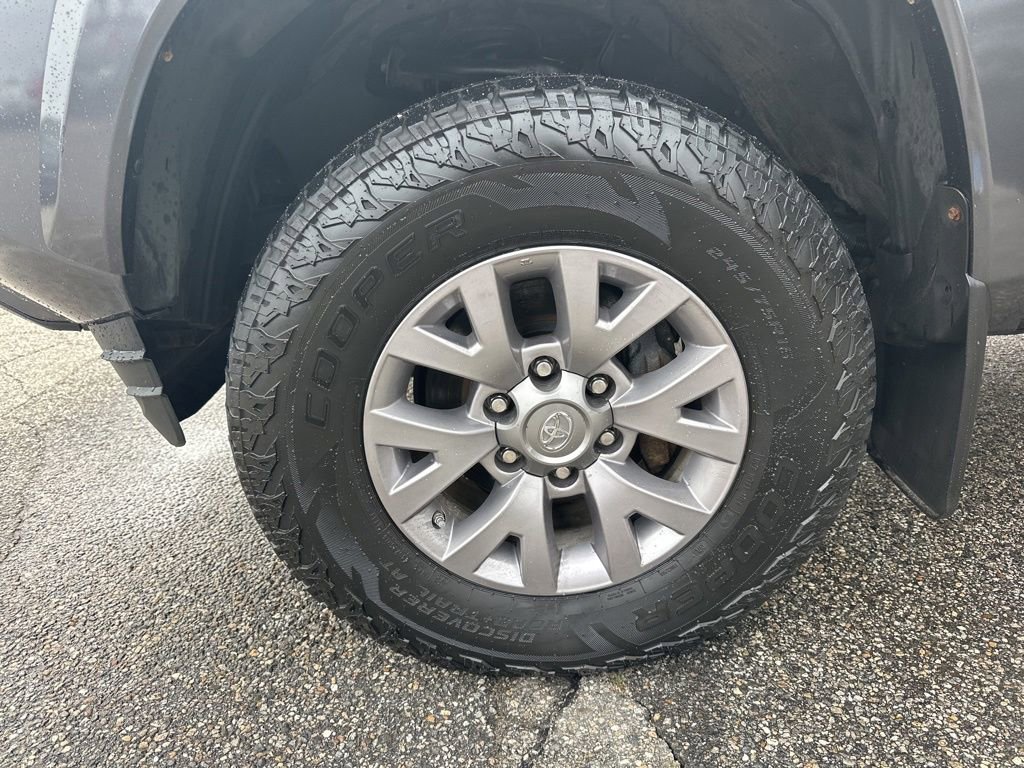 Used 2019 Toyota Tacoma SR5 AWD/4WD image 31