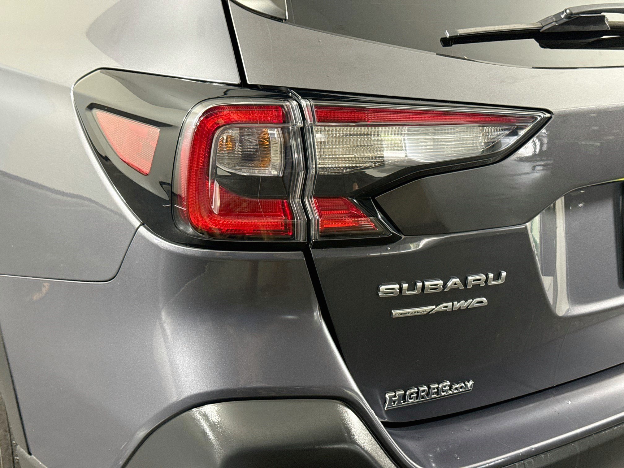 Used 2023 Subaru Outback Premium AWD/4WD image 36
