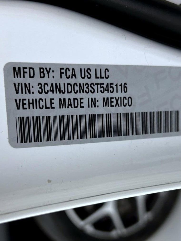 Certified 2025 Jeep Compass Limited AWD/4WD image 25