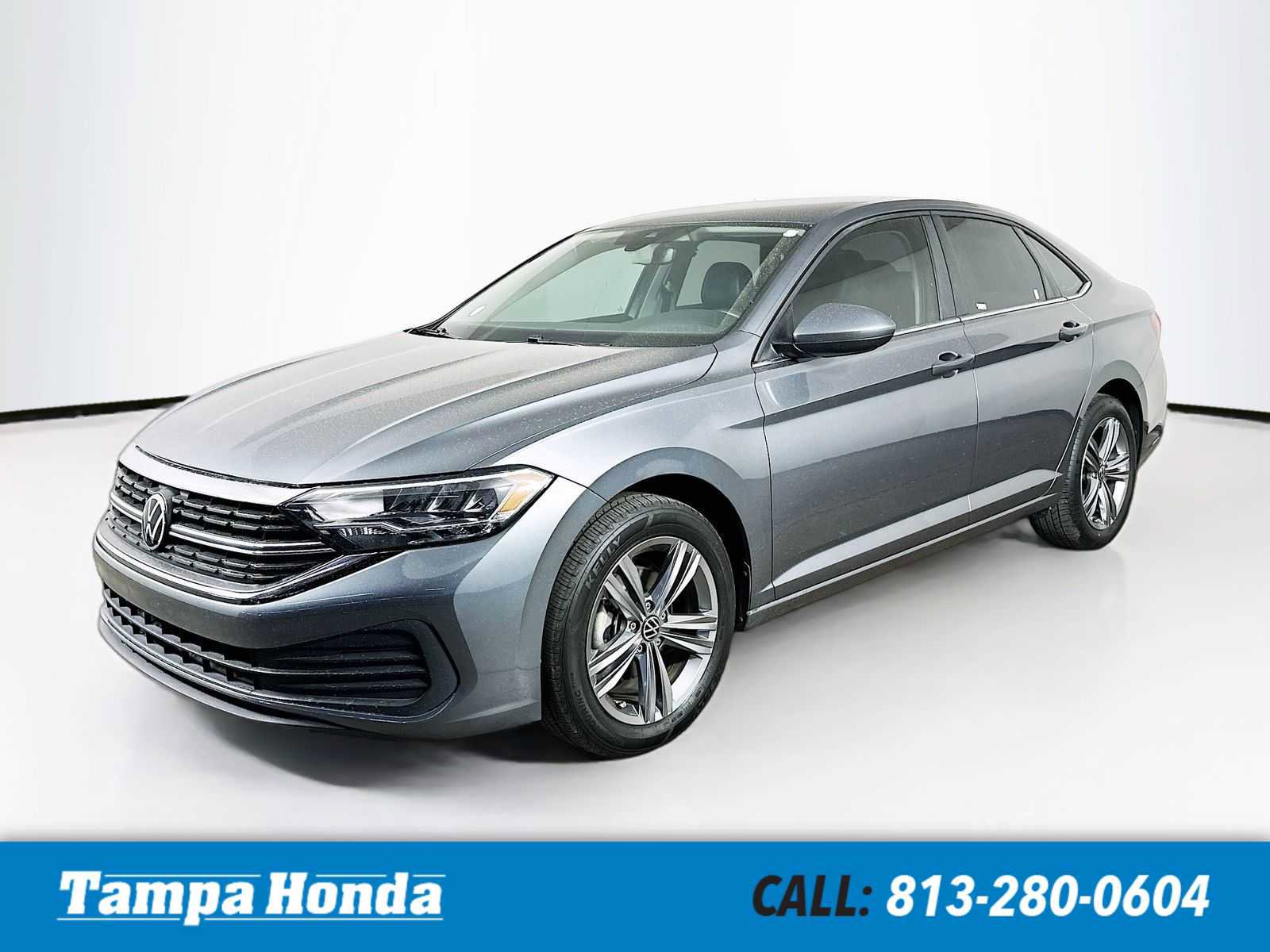 Used 2024 Volkswagen Jetta SE