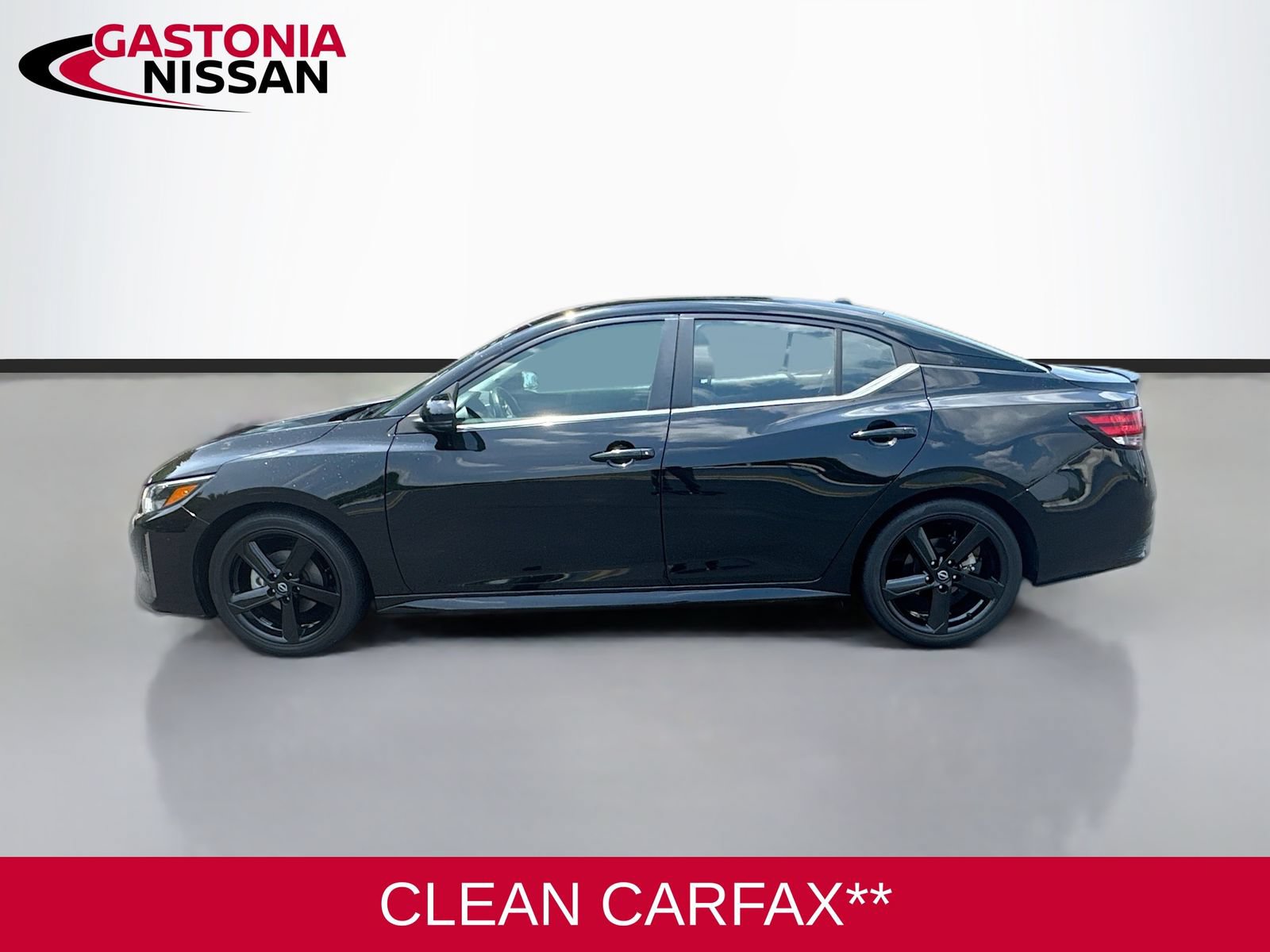 Used 2025 Nissan Sentra SR FWD image 5