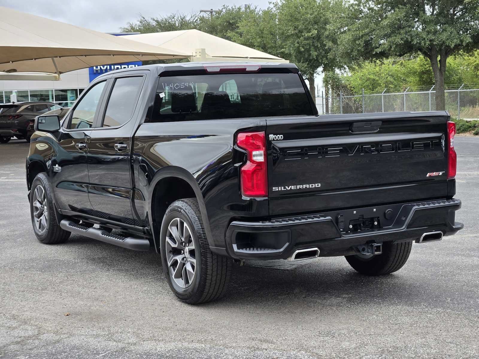 Certified 2020 Chevrolet Silverado 1500 RST w/ Texas Edition AWD/4WD image 5