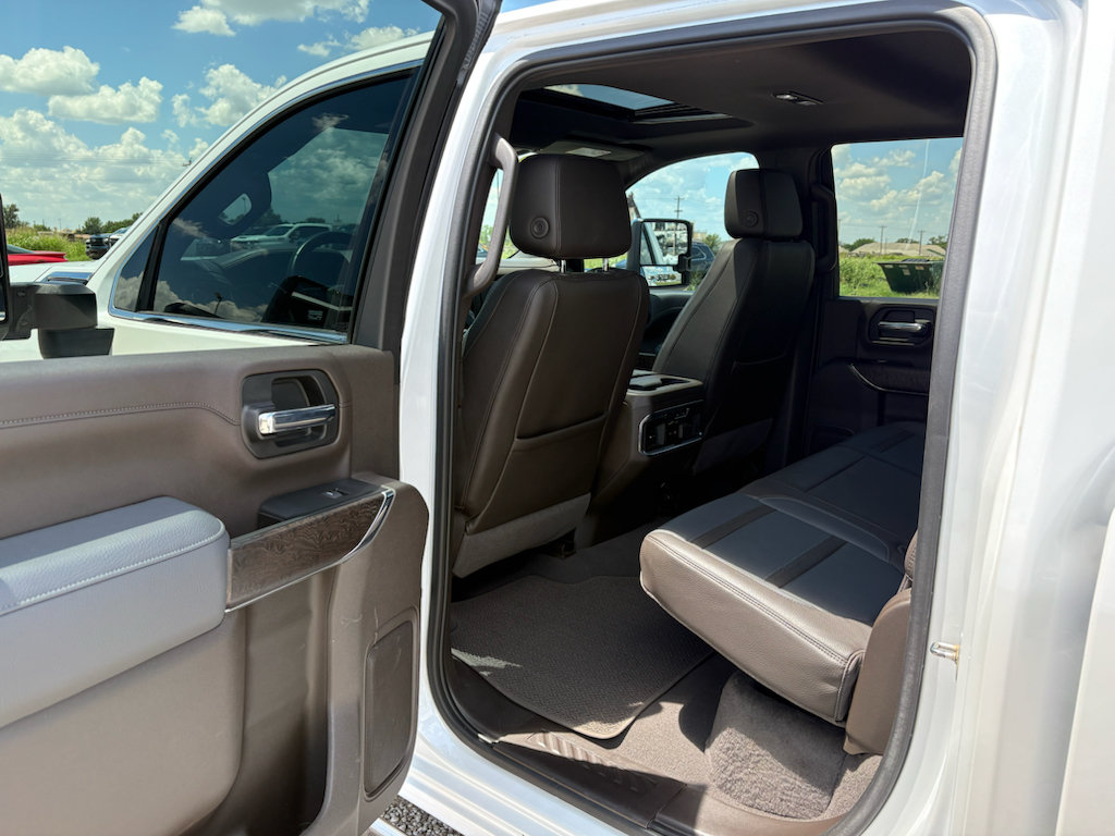 Used 2023 GMC Sierra 3500 Denali AWD/4WD image 23