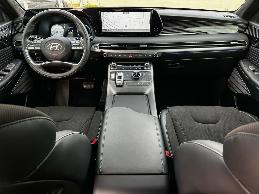Used 2025 Hyundai Palisade Calligraphy image 32