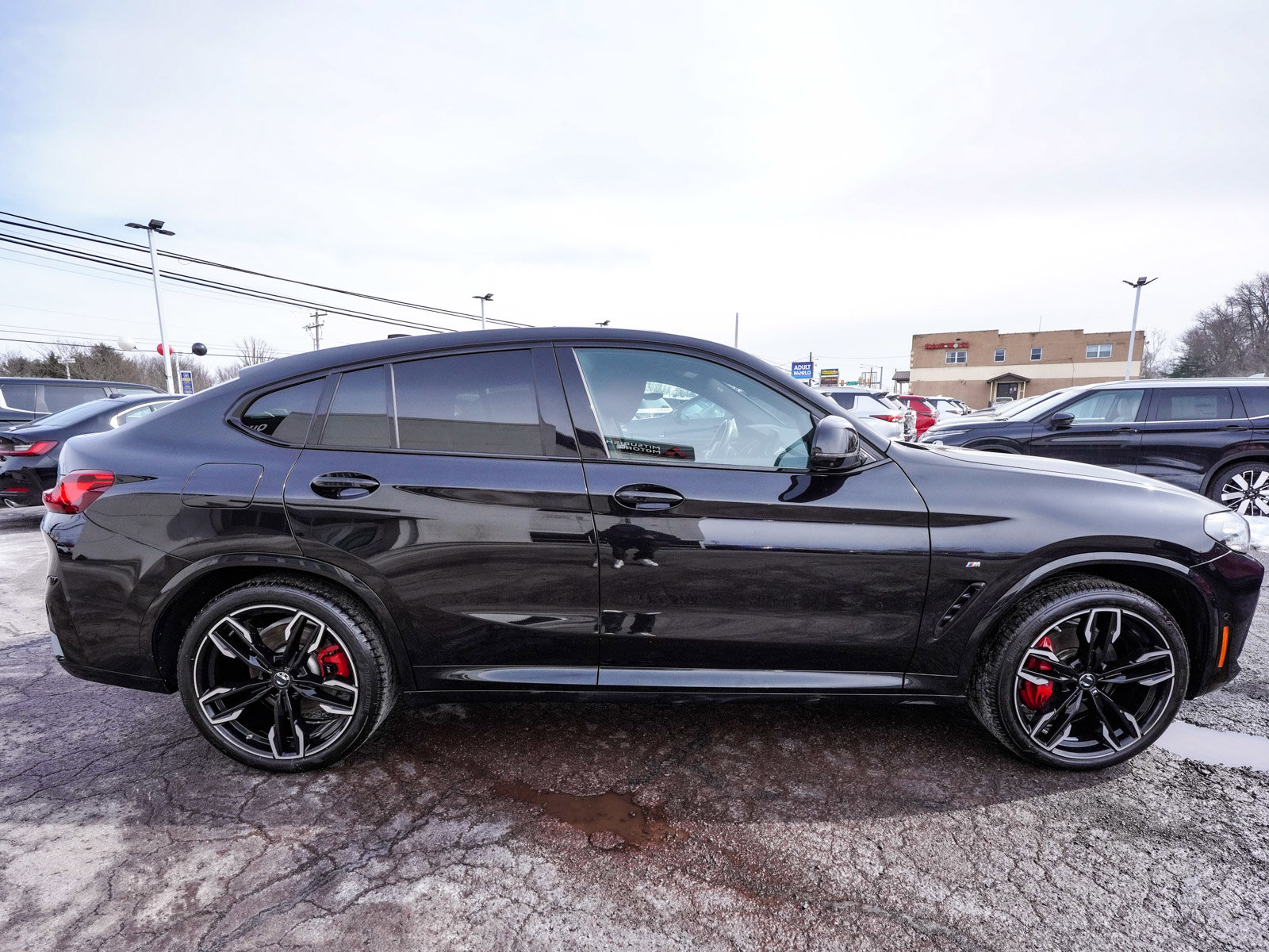 Used 2024 BMW X4 M40i image 4