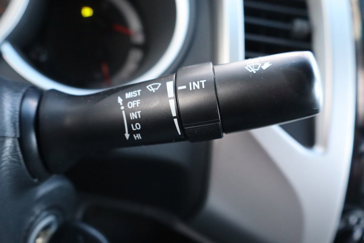 Used 2014 Toyota Tacoma PreRunner w/ TRD Off-Road Package image 32