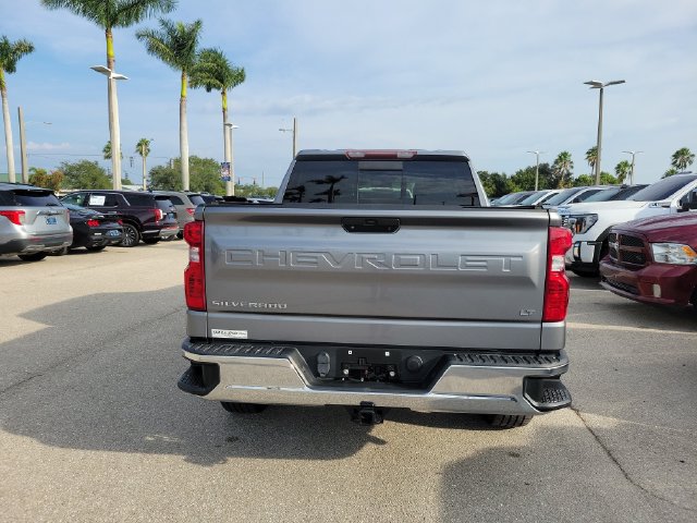 Used 2021 Chevrolet Silverado 1500 LT w/ All Star Edition Plus RWD image 5