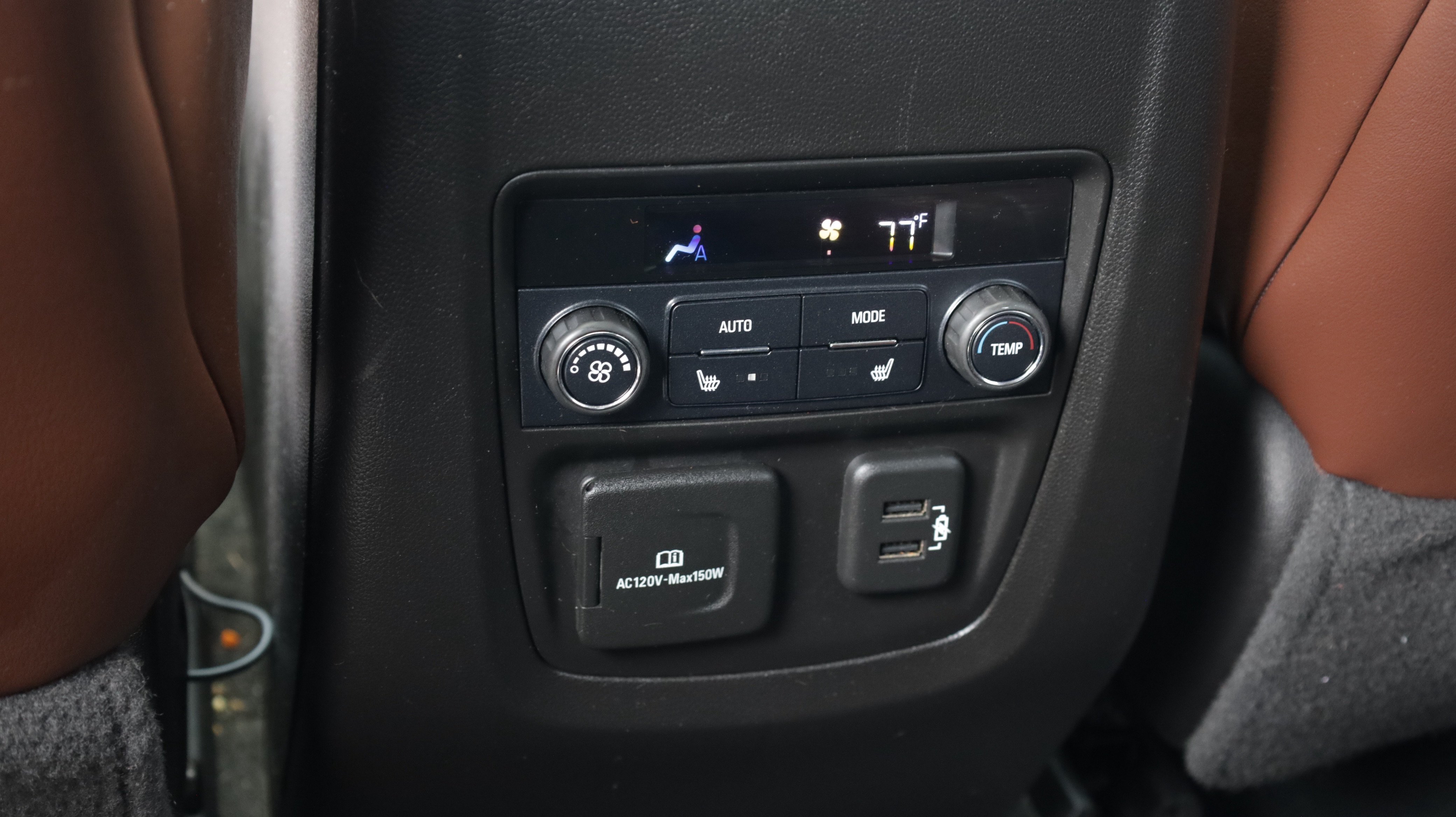 Used 2019 Buick Enclave Avenir w/ Avenir Technology Package AWD/4WD image 13