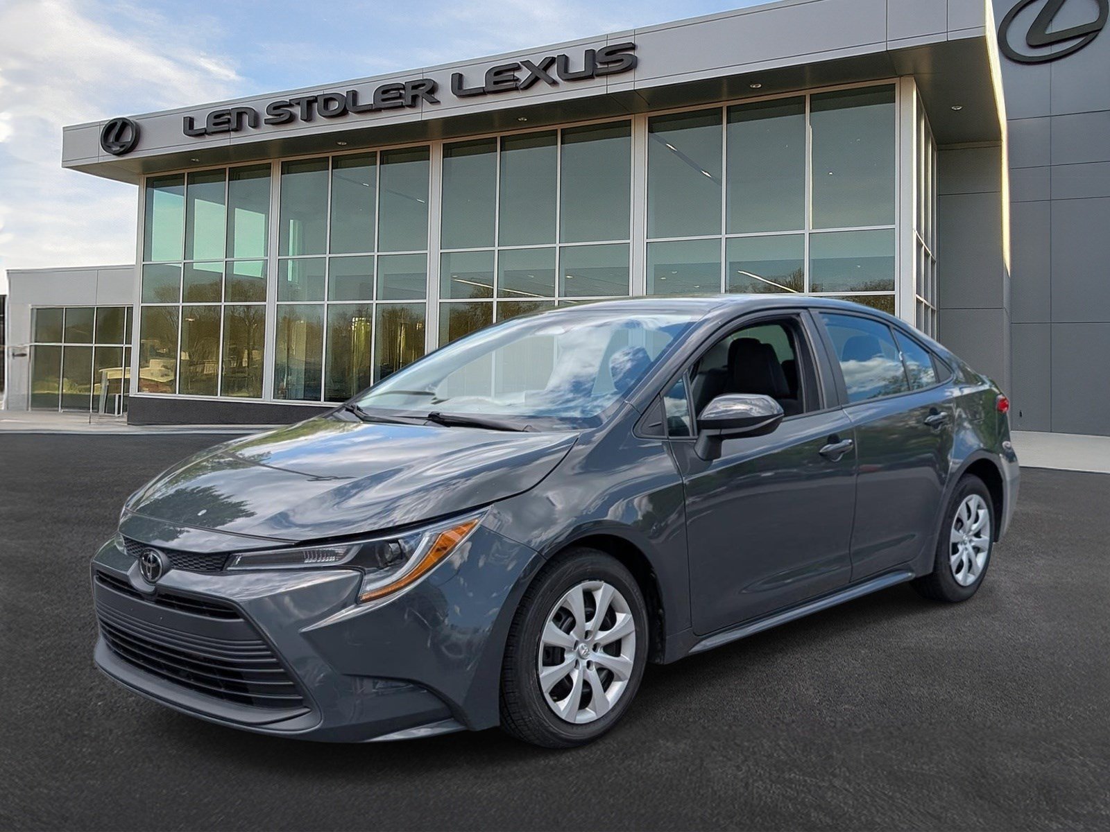 Used 2023 Toyota Corolla LE FWD image 7