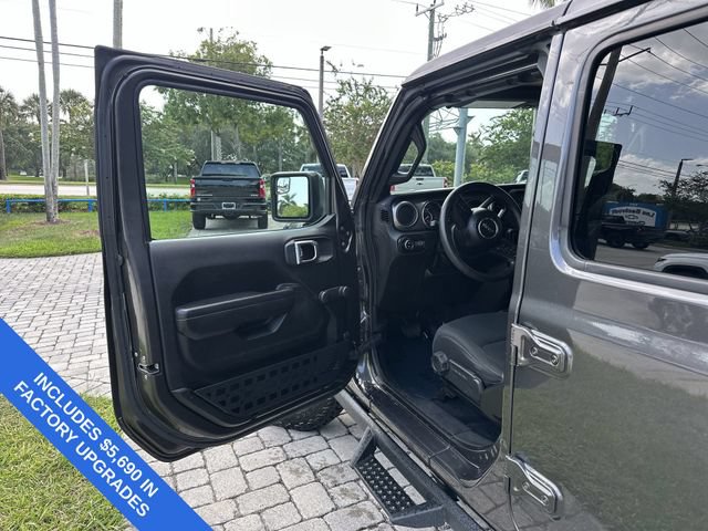 Used 2021 Jeep Gladiator Sport AWD/4WD image 22