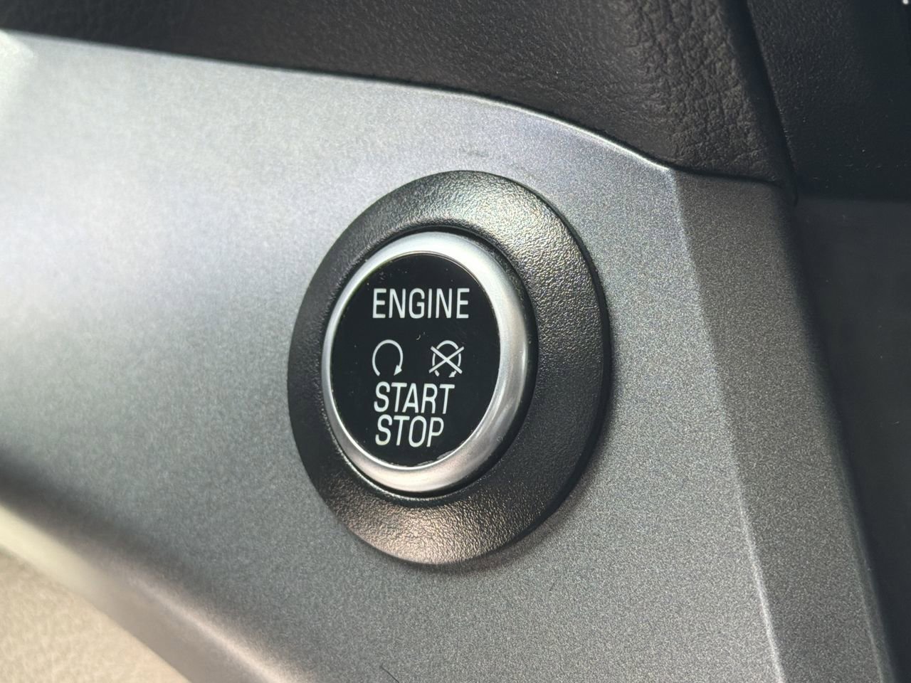 Used 2019 Ford Escape SEL FWD image 30