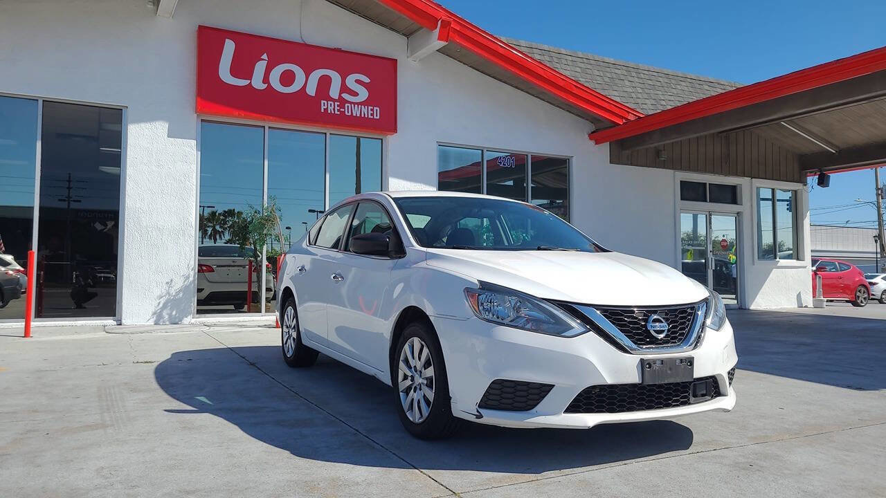 Used 2019 Nissan Sentra S FWD image 2