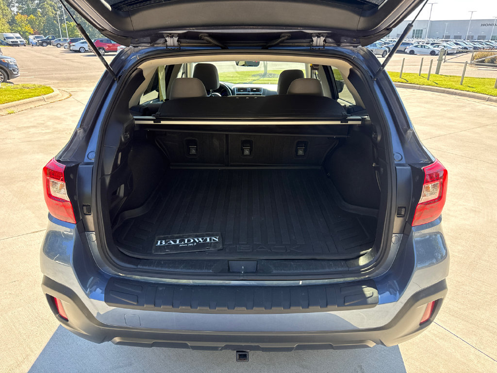 Used 2018 Subaru Outback 2.5i Premium AWD/4WD image 32