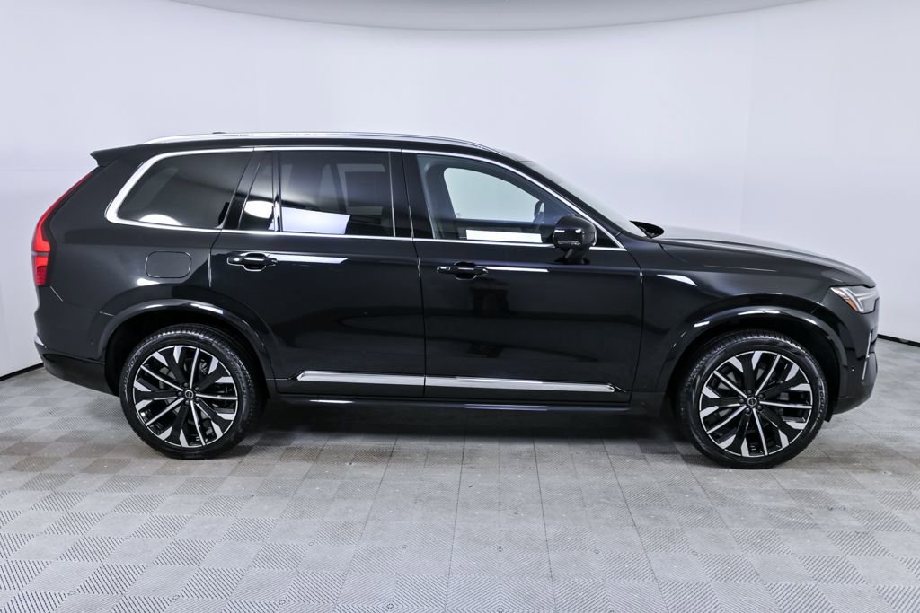 Certified 2025 Volvo XC90 B6 Plus image 30