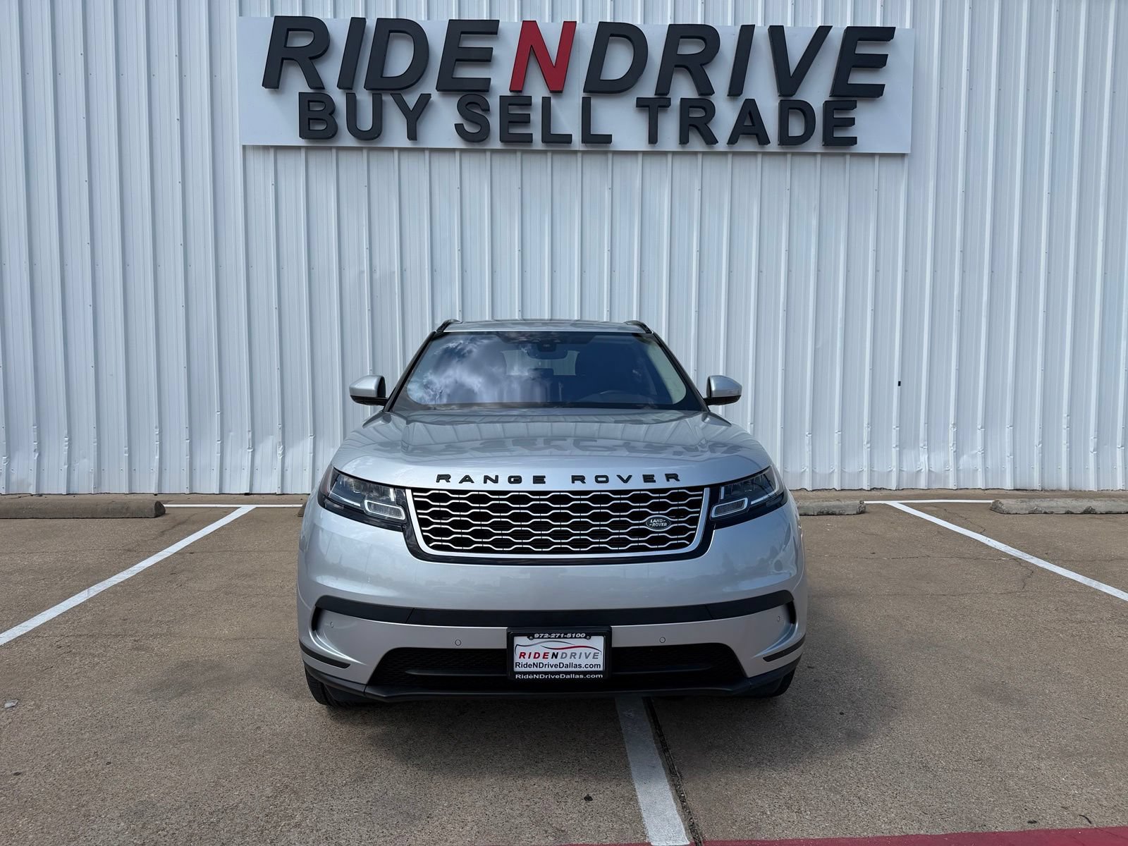 Used 2019 Land Rover Range Rover Velar AWD/4WD image 10