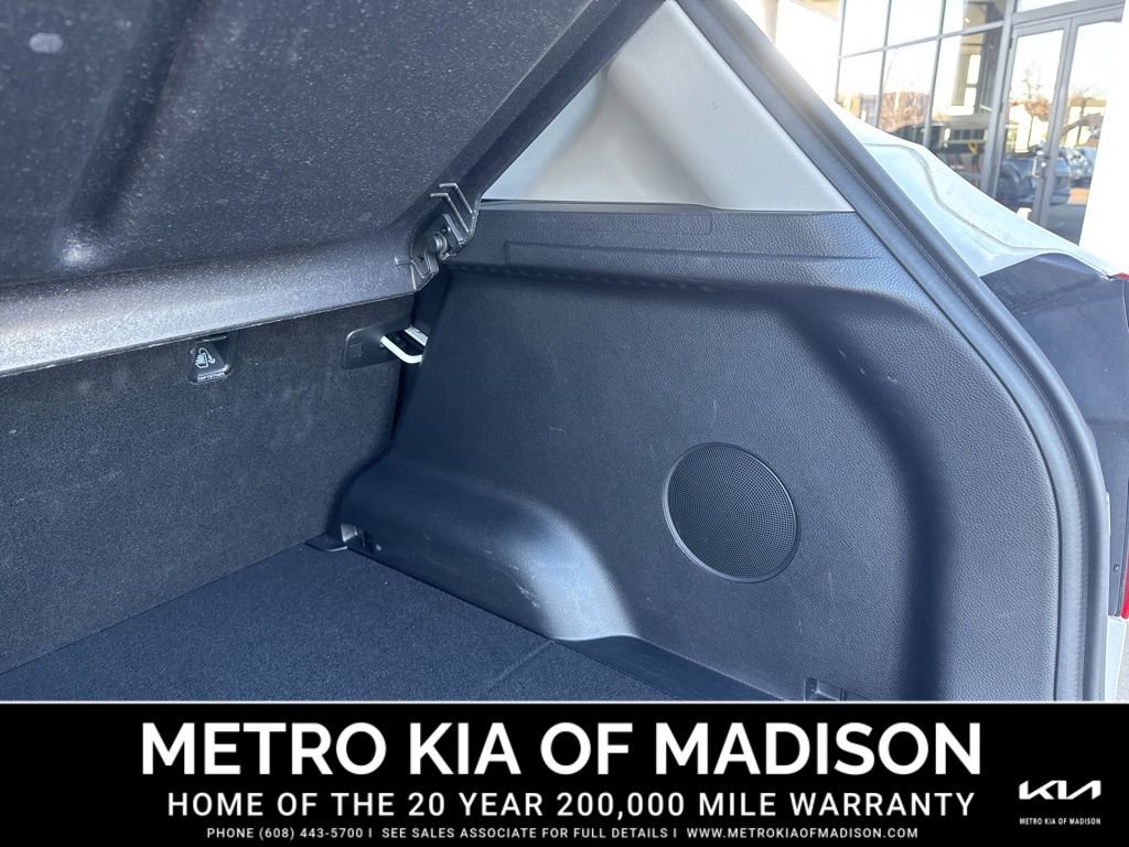 Used 2024 Kia Seltos SX w/ SX Sunroof Package image 30