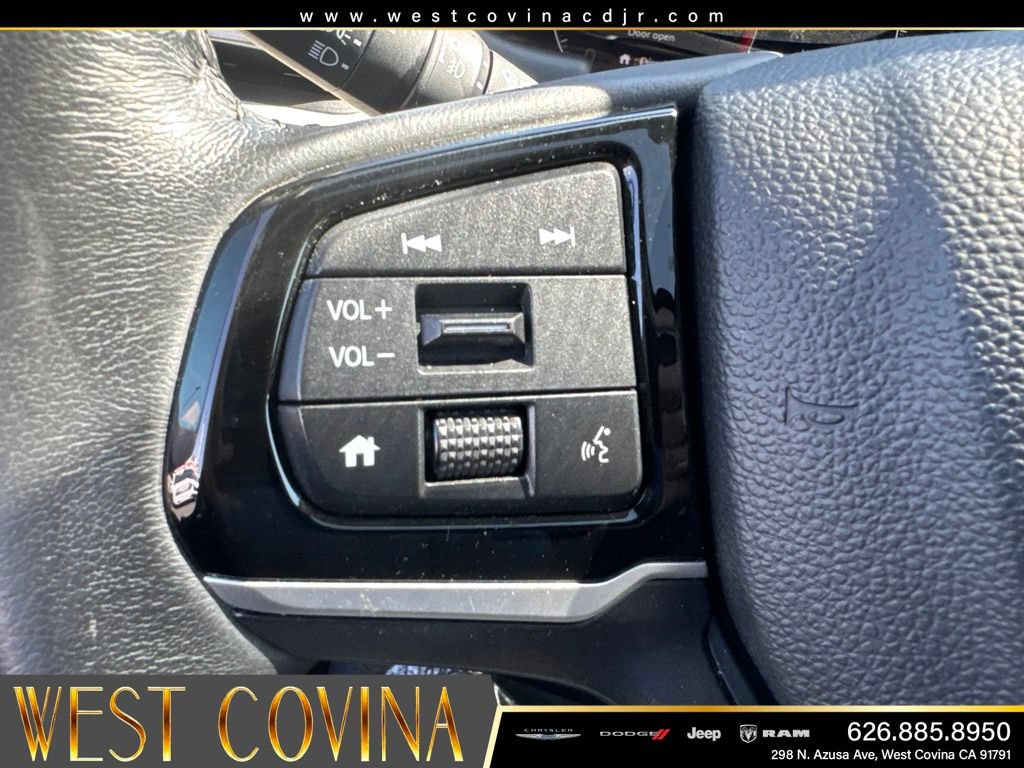 Used 2025 Honda Odyssey EX-L image 26