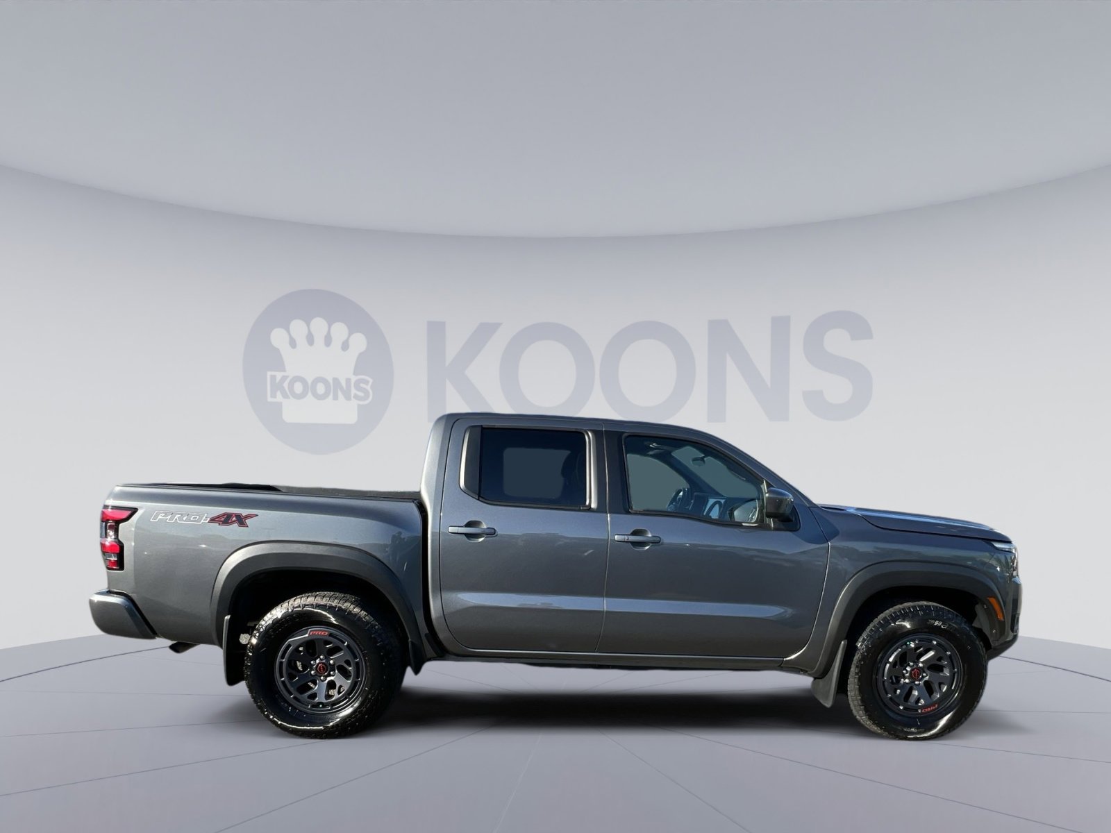 Used 2025 Nissan Frontier PRO-4X AWD/4WD image 12