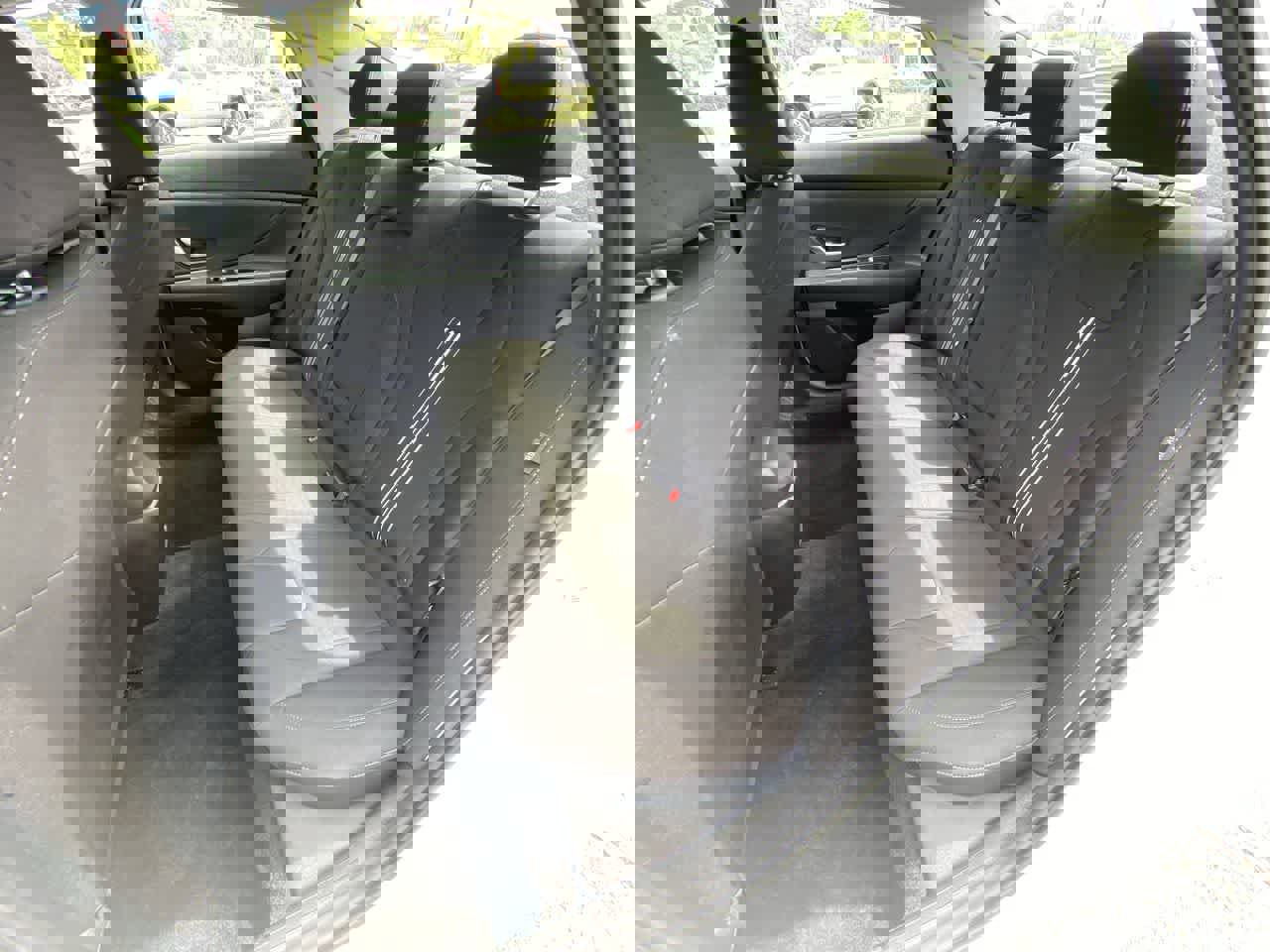 Used 2025 Hyundai Elantra SEL image 23