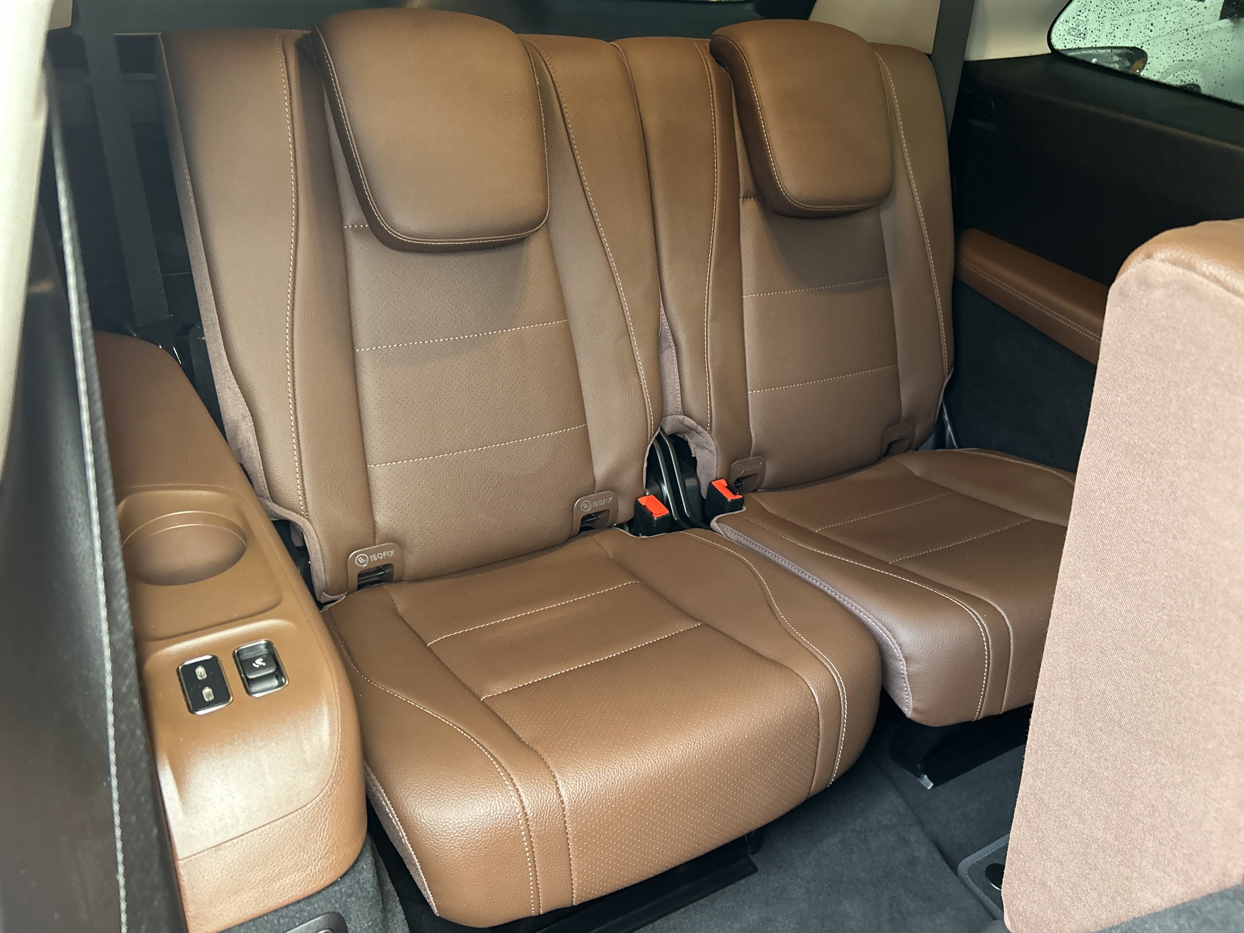 Certified 2024 Mercedes-Benz GLS 450 4MATIC image 46