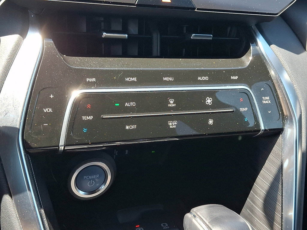 Used 2021 Toyota Venza XLE w/ Softex Package AWD/4WD image 29