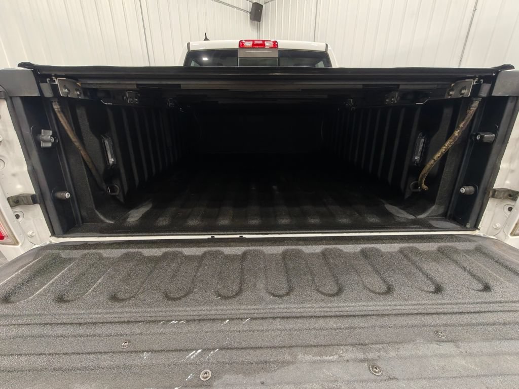 Used 2017 RAM 1500 Laramie w/ Convenience Group AWD/4WD image 25
