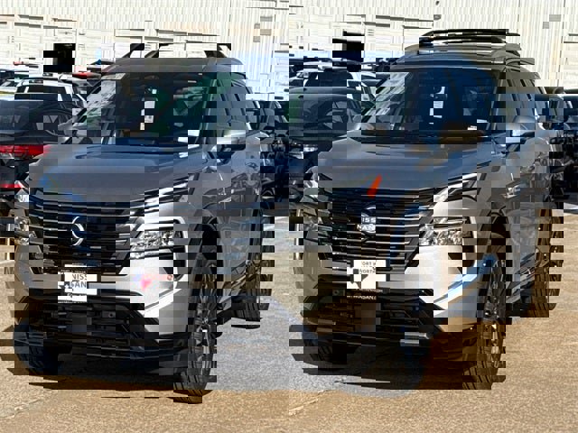 New 2026 Nissan Rogue Platinum w/ Platinum Premium Package image 4