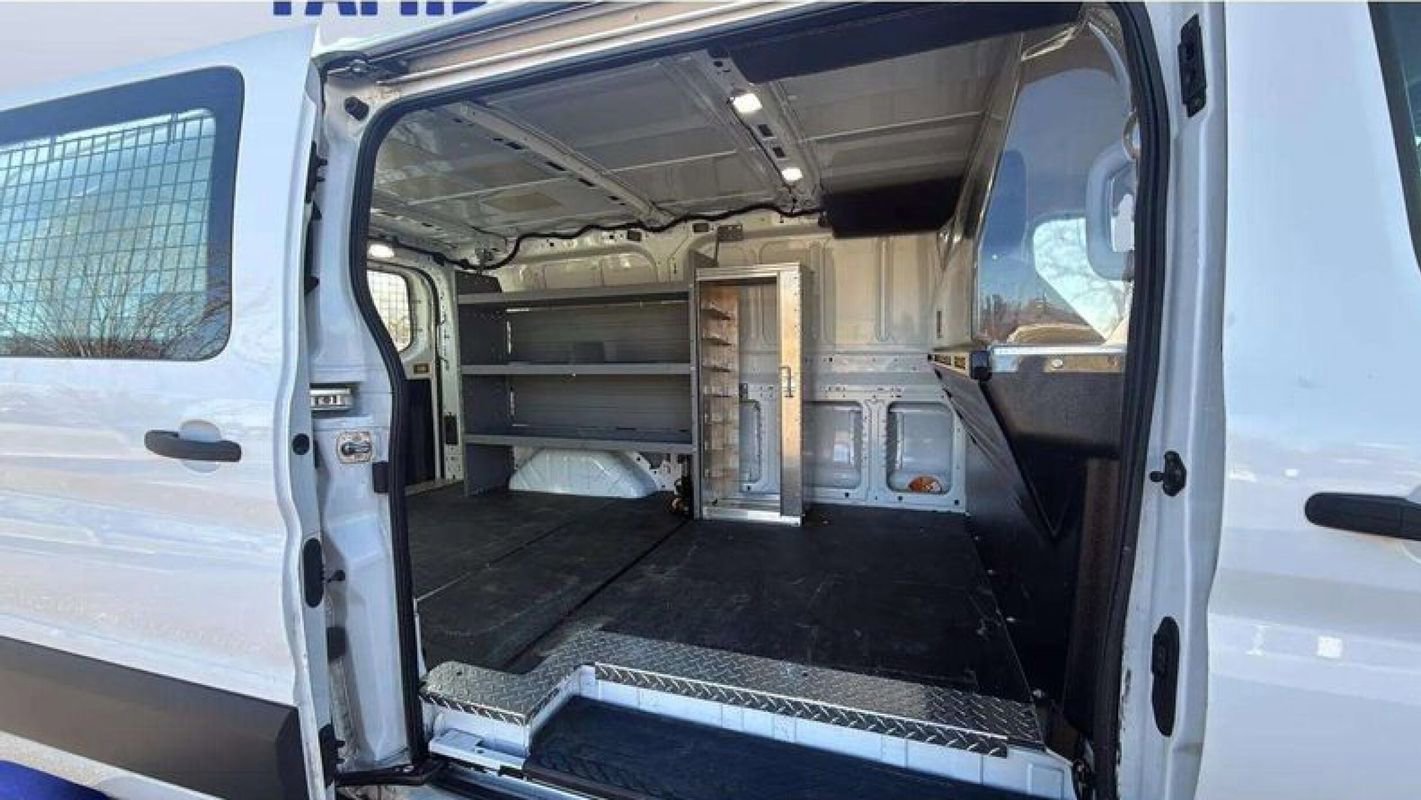 Used 2020 Ford Transit 250 Low Roof AWD image 16