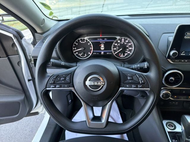 Used 2024 Nissan Sentra SV FWD image 24