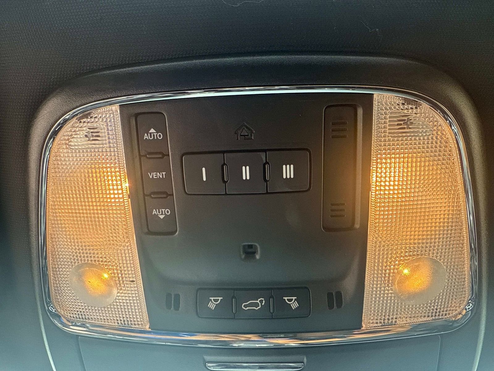 Used 2021 Jeep Grand Cherokee Limited RWD image 22